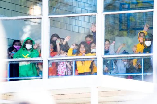 STUDENT WINDOW